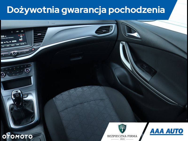 Opel Astra - 9
