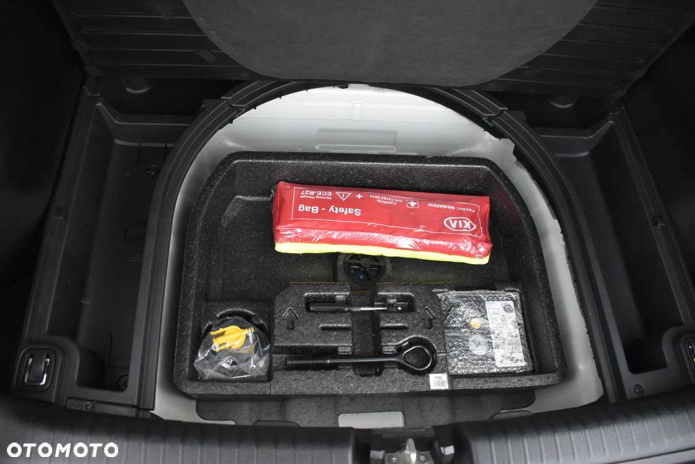 Kia Niro 1.6 GDI Hybrid XL - 32