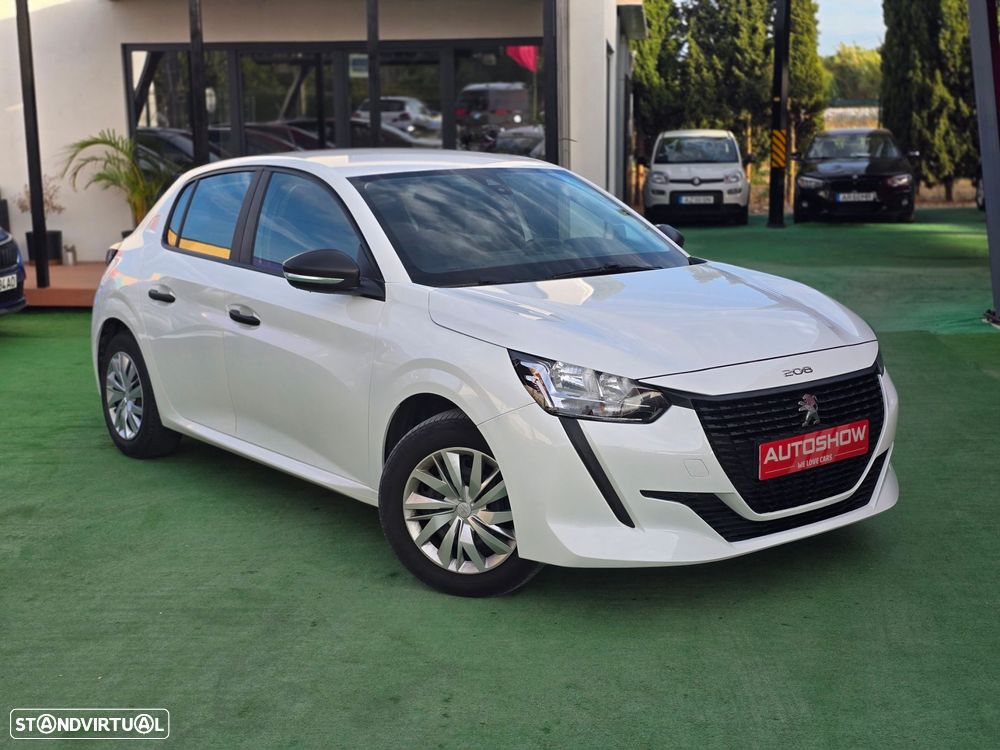 Peugeot 208 2021 photo 3
