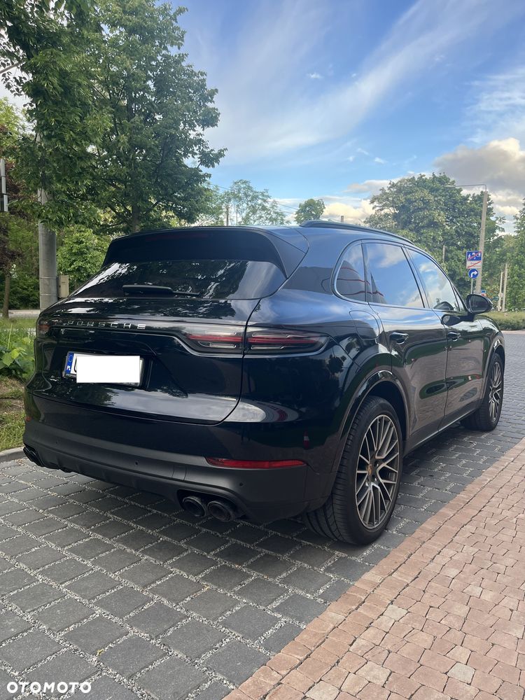 Porsche Cayenne - 5