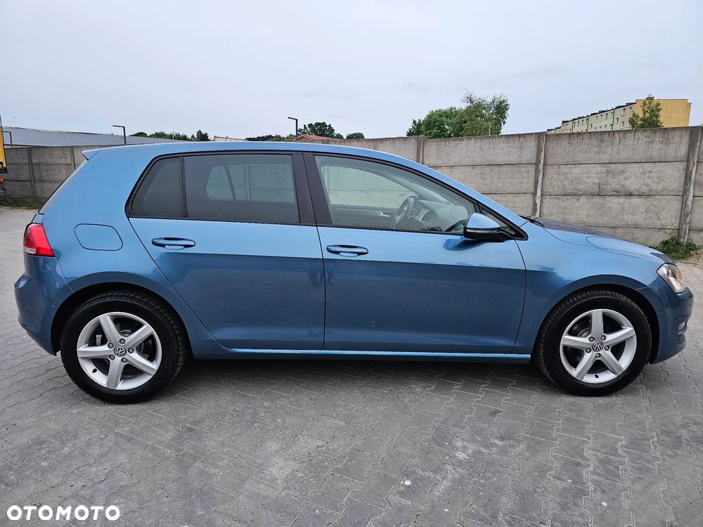 Volkswagen Golf 1.6 TDI DPF Highline - 15