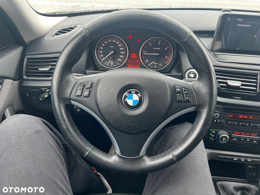 BMW X1 - 12