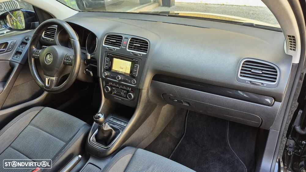 VW Golf 1.6 TDi BlueMotion Comfortline - 9