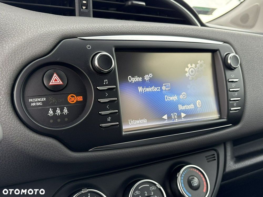 Toyota Yaris - 35