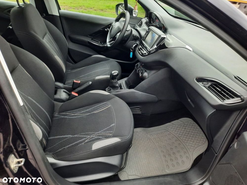 Peugeot 208 1.2 PureTech GPF Active S&S - 21