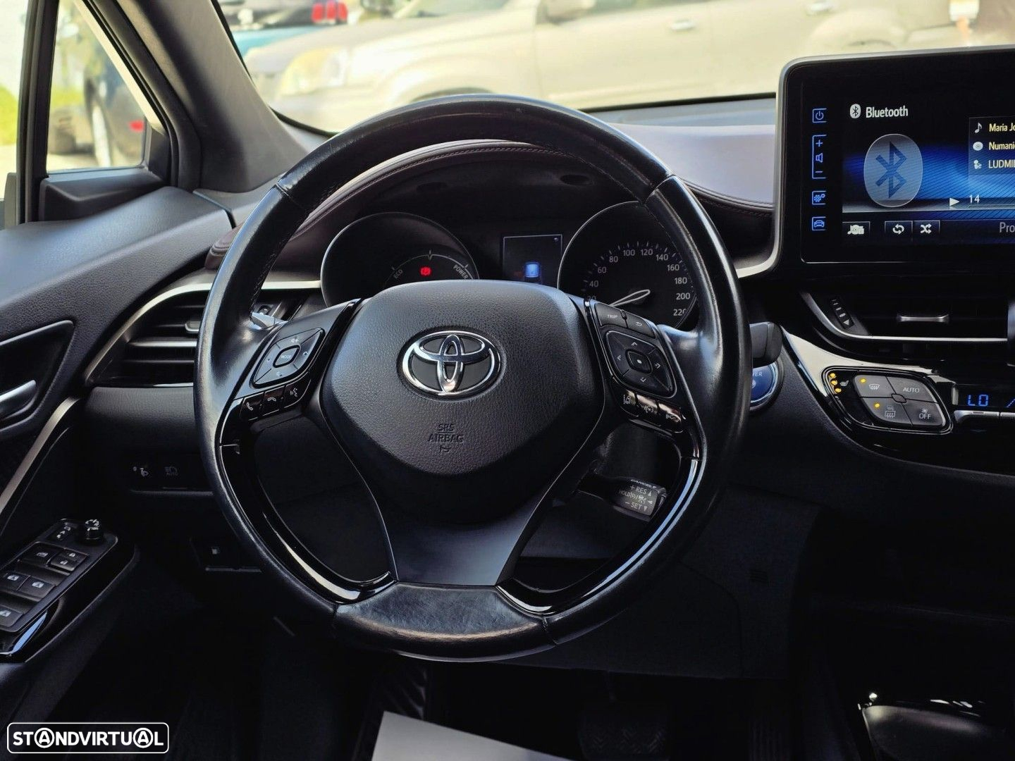 Toyota C-HR 1.8 HSD Exclusive+P.Luxury - 16