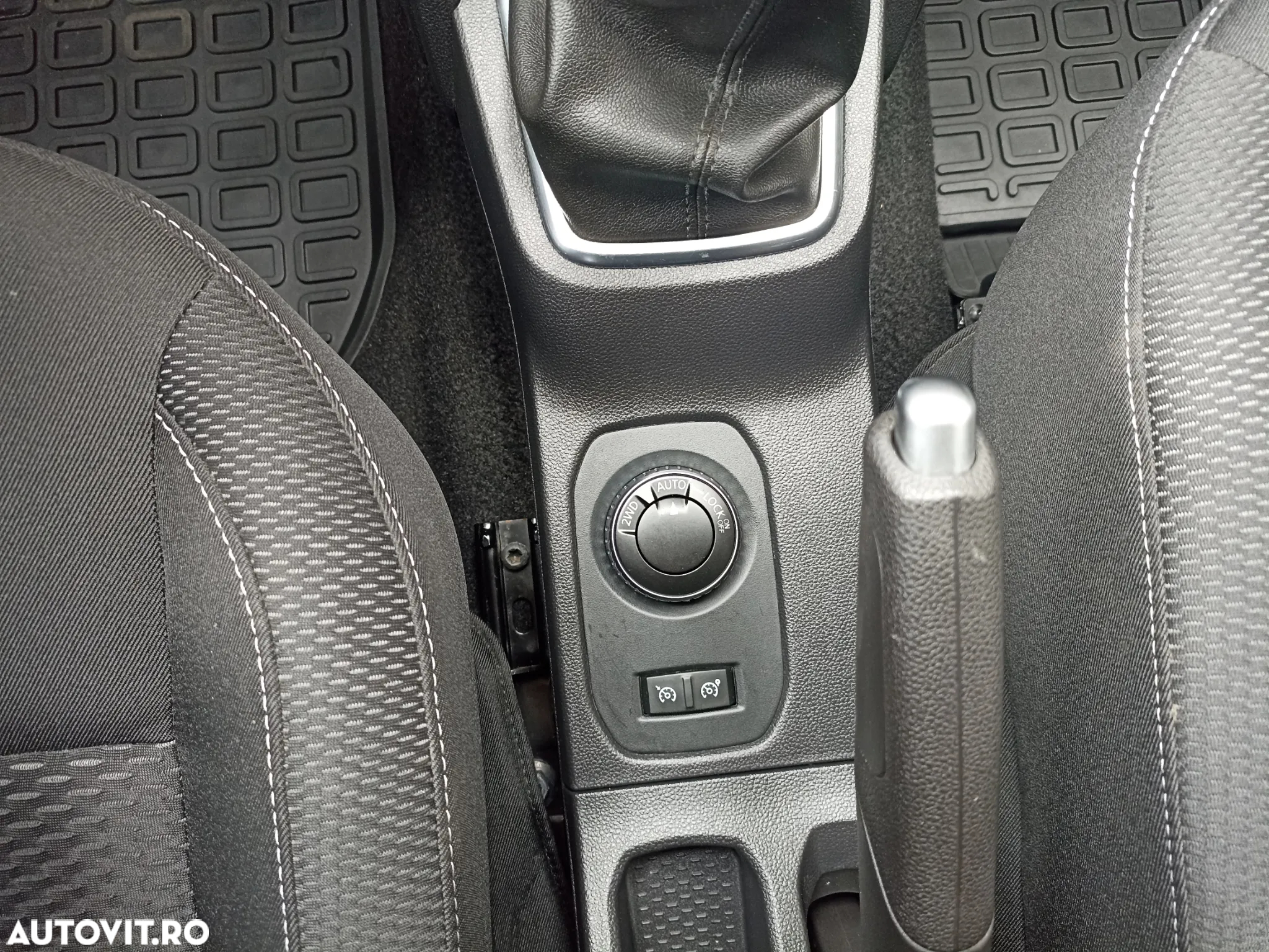 Dacia Duster 1.5 Blue dCi 4WD Comfort - 14