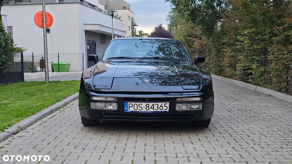Porsche 944 - 2