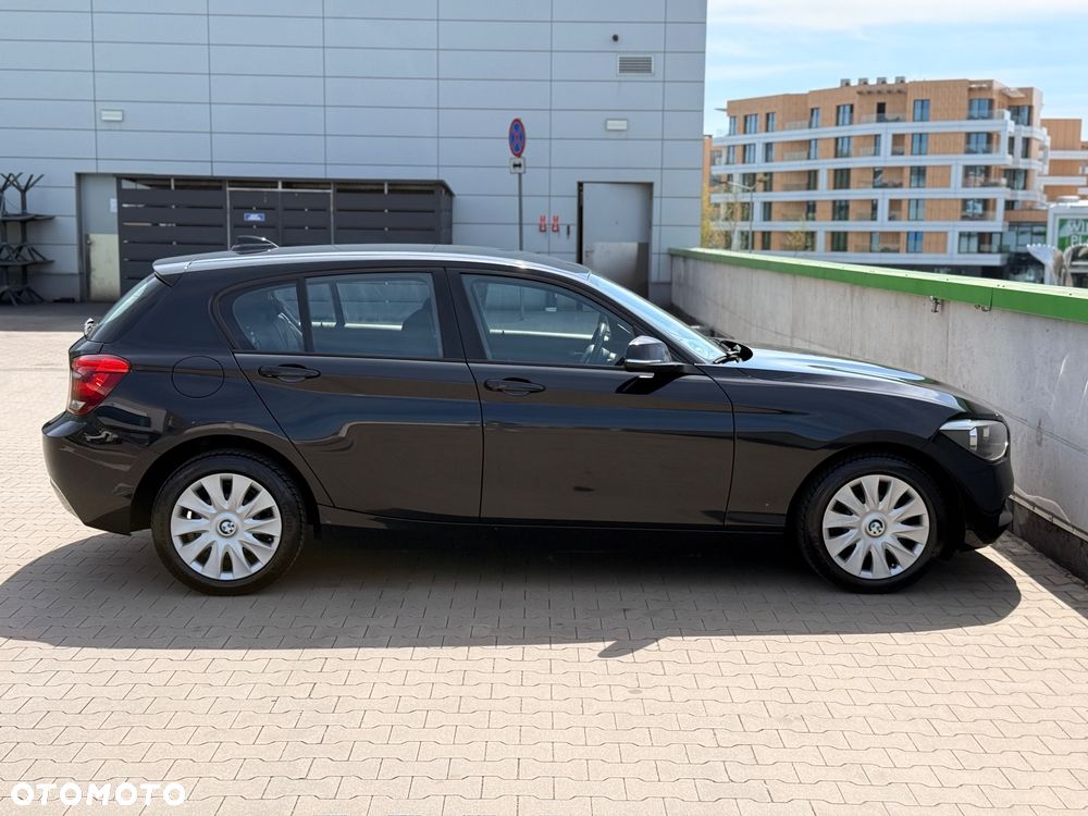 BMW Seria 1 116i - 8