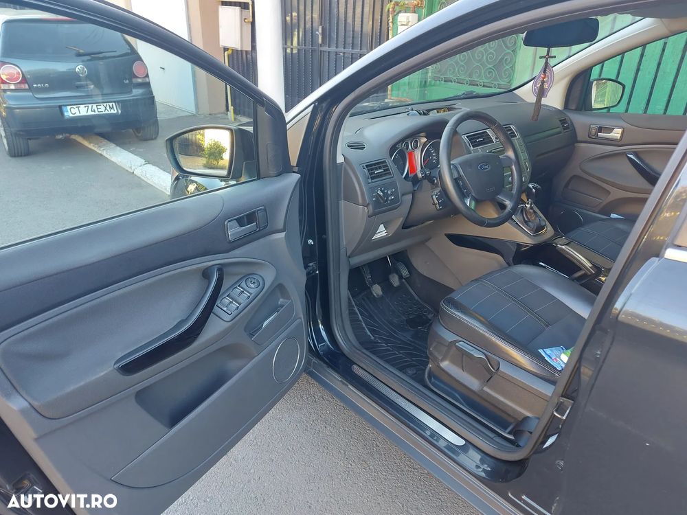 Ford Kuga 2.0 TDCi 4WD Titanium - 8