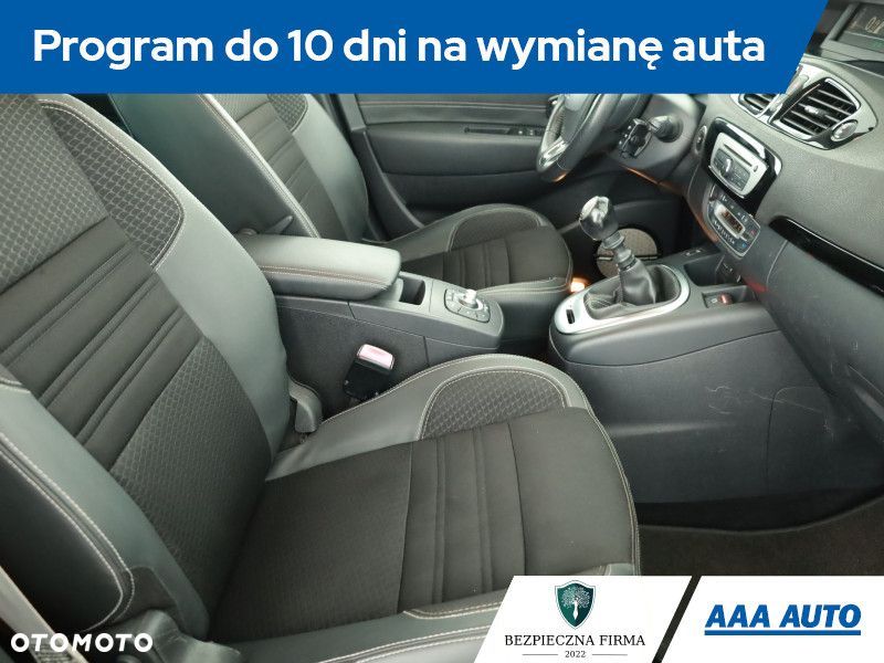 Renault Grand Scenic - 8