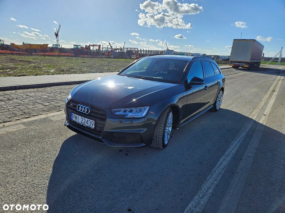 Audi S4 Limousine 3.0 TFSI Quattro Tiptronic - 1