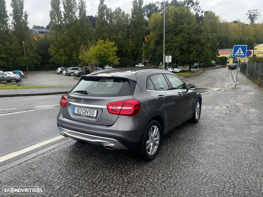 Mercedes-Benz GLA 180 - 11