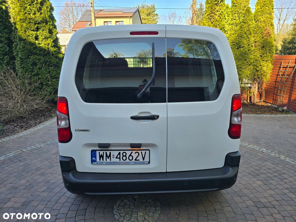 Opel Combo 1.5 CDTI S&S - 12