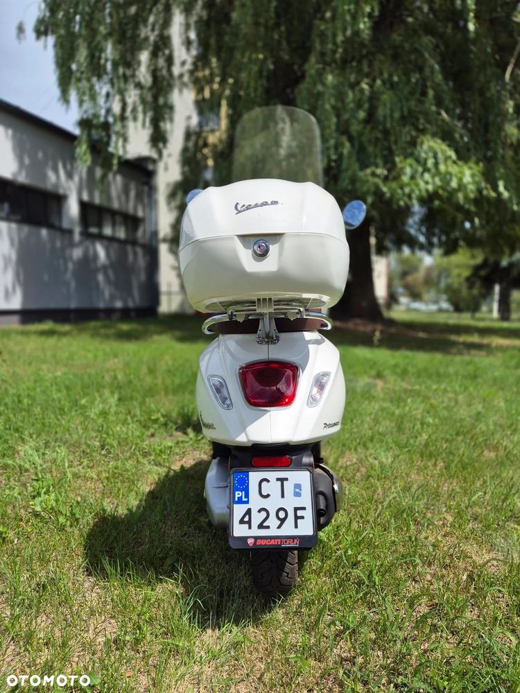 Piaggio Vespa - 4