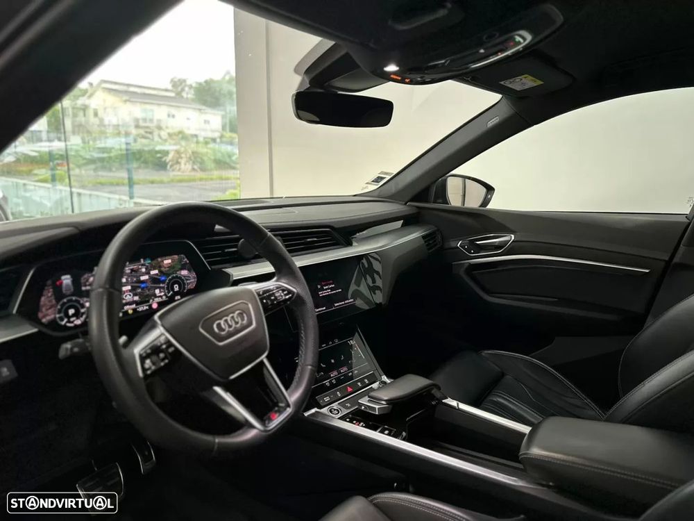 Audi Q8 e-Tron Sportback 50 quattro S line - 14