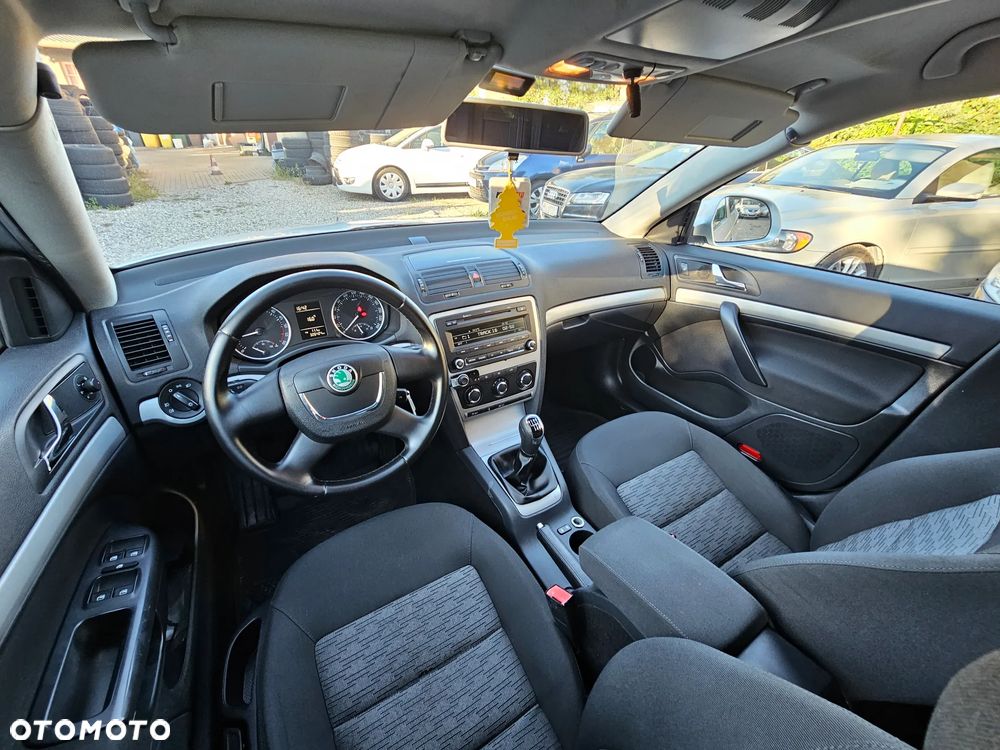 Skoda Octavia 2.0 TDI Active - 9
