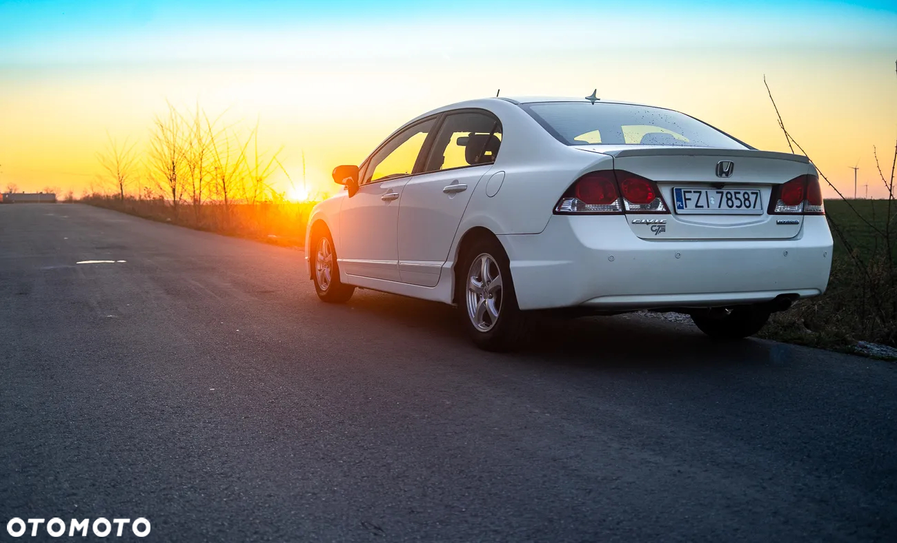 Honda Civic Hybrid 1.3i-DSI VTEC IMA CVT Elegance - 10