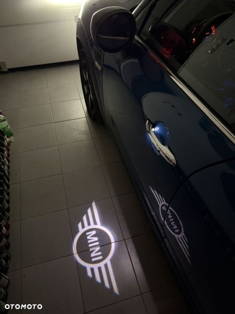 MINI Countryman Cooper Classic Trim - 16