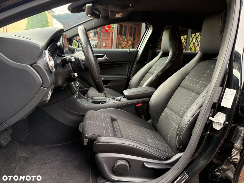 Mercedes-Benz Klasa A 200 (BlueEFFICIENCY) 7G-DCT Urban - 17