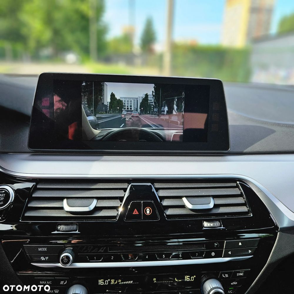 BMW Seria 5 520i M Sport sport - 37