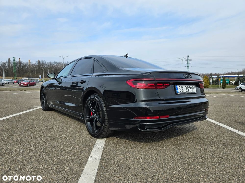 Audi A8 - 3