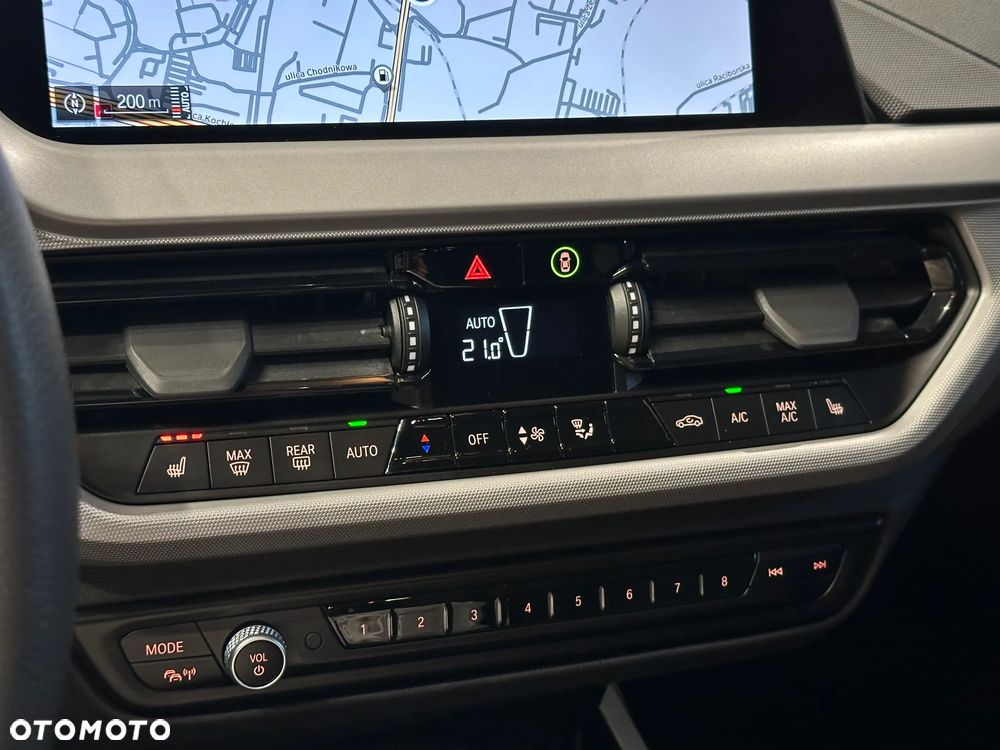 BMW Seria 1 118i Advantage - 18