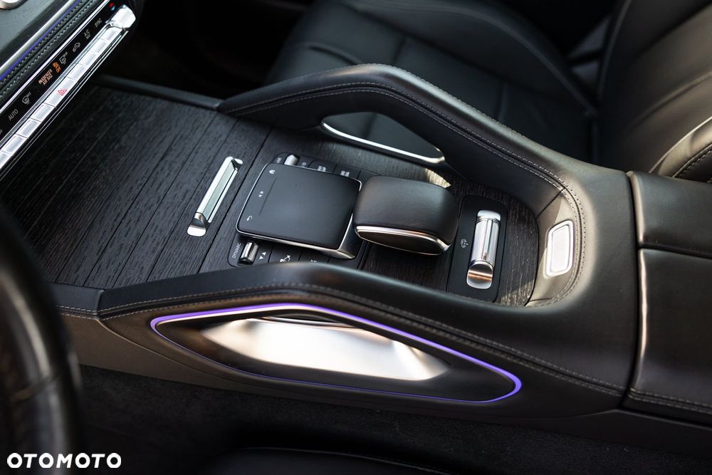 Mercedes-Benz GLE - 13