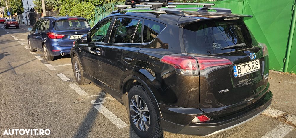 Toyota RAV4 - 3