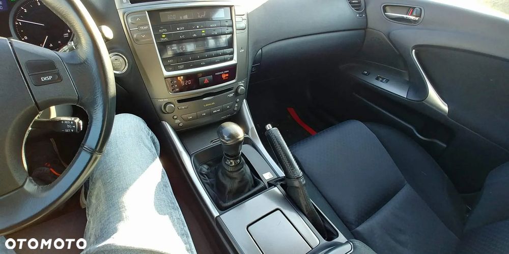 Lexus IS 220 D Classic - 39