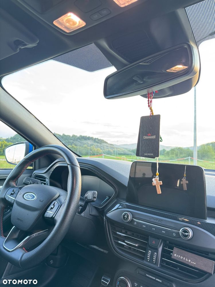 Ford Focus 1.0 EcoBoost ST-Line - 18