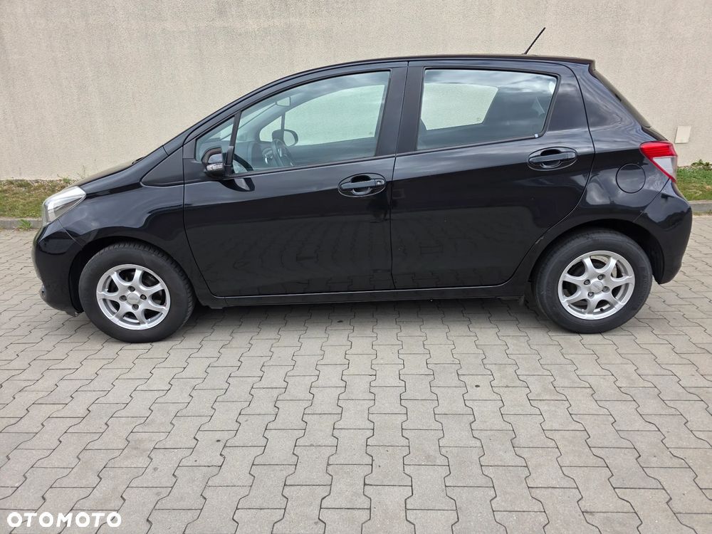 Toyota Yaris 1.0 Premium - 3