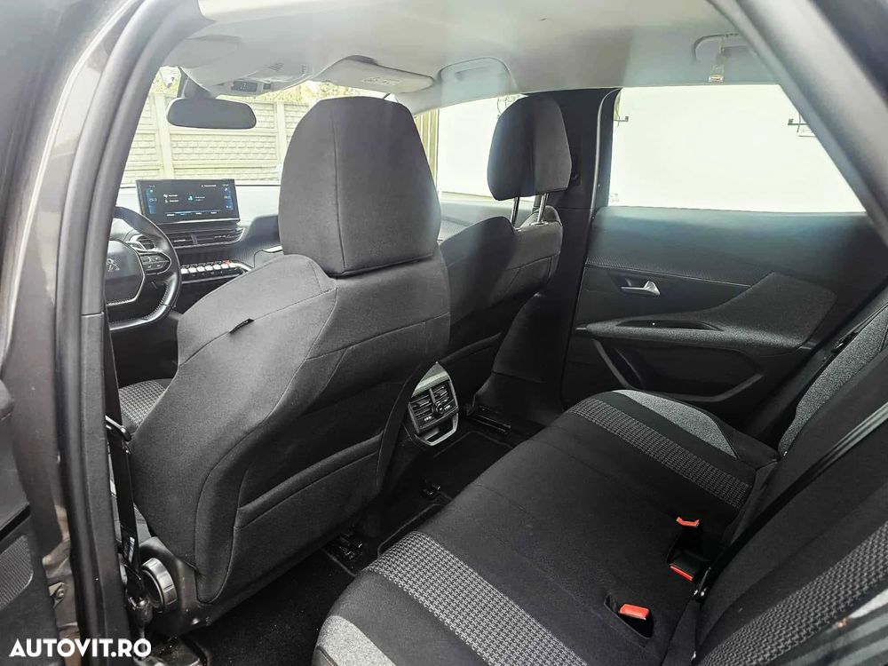 Peugeot 3008 1.5 BlueHDI 130 EAT8 Allure Pack - 13