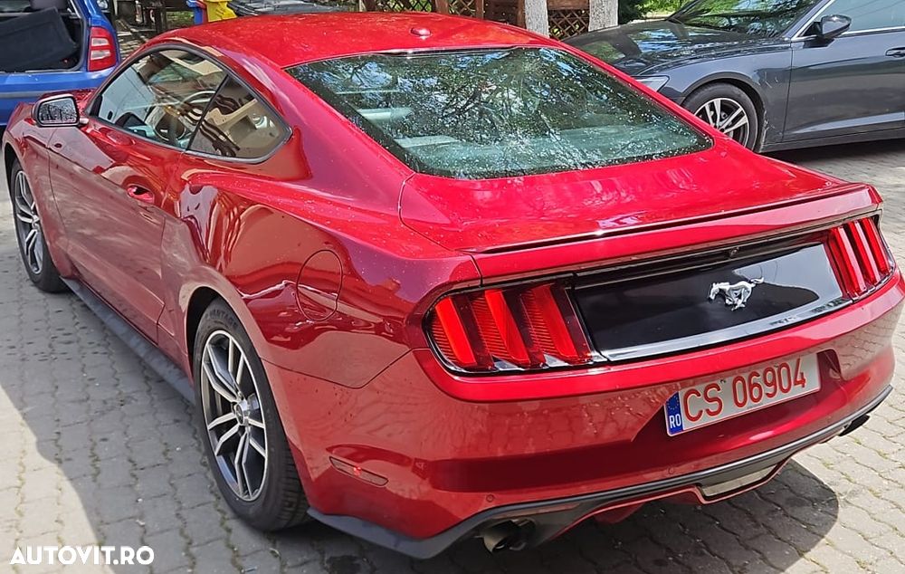 Ford Mustang 2.3 EcoBoost Aut. - 23