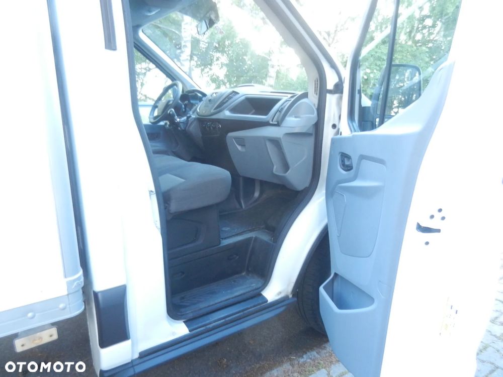 Ford Transit - 13