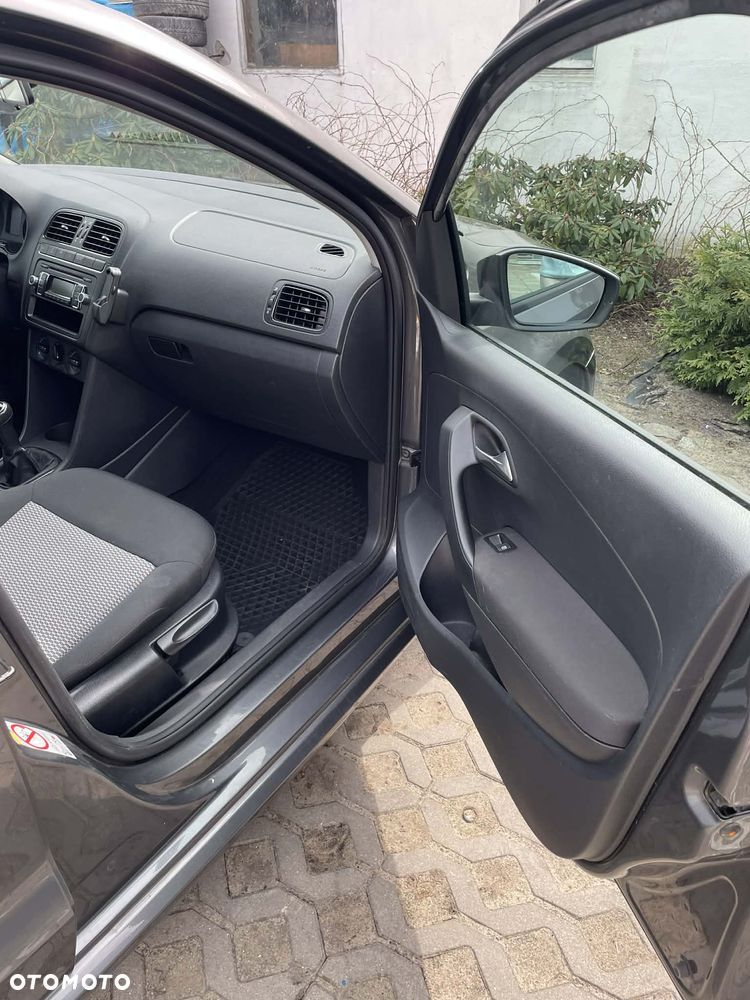 Volkswagen Polo - 12