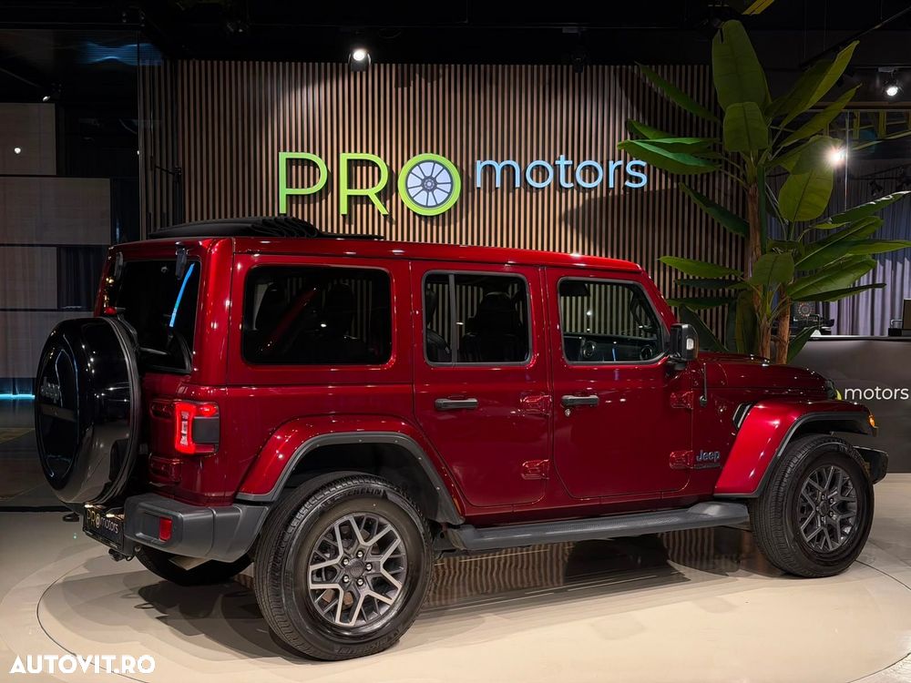 Jeep Wrangler - 10