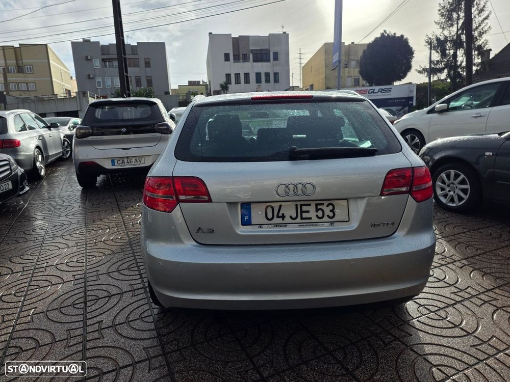 Audi A3 Sportback 1.6 TDI Attraction - 3