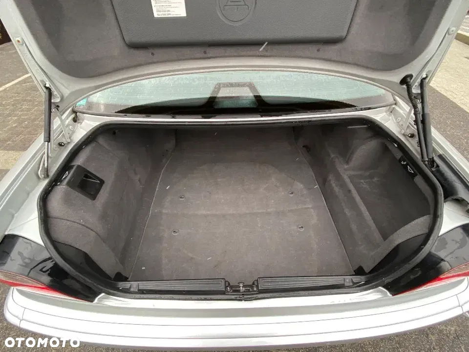 BMW Seria 7 735i L - 27
