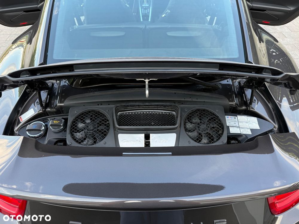 Porsche 911 Carrera S PDK 50 Jahre - 30