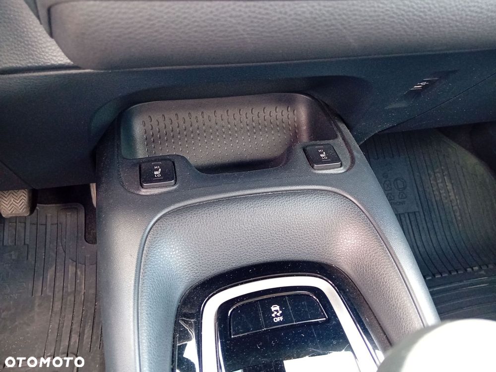 Toyota Corolla - 17