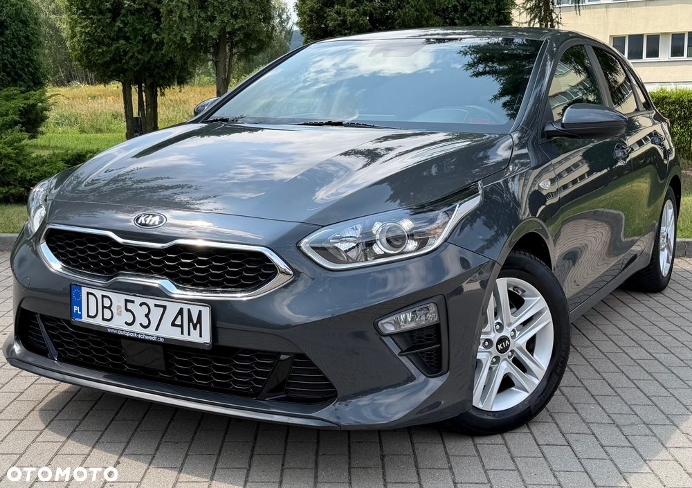 Kia Ceed 1.4 CVVT Dream-Team Edition - 22