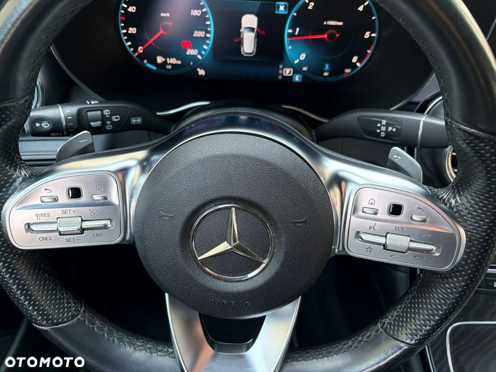 Mercedes-Benz GLC 220 d 4Matic 9G-TRONIC AMG Line - 20