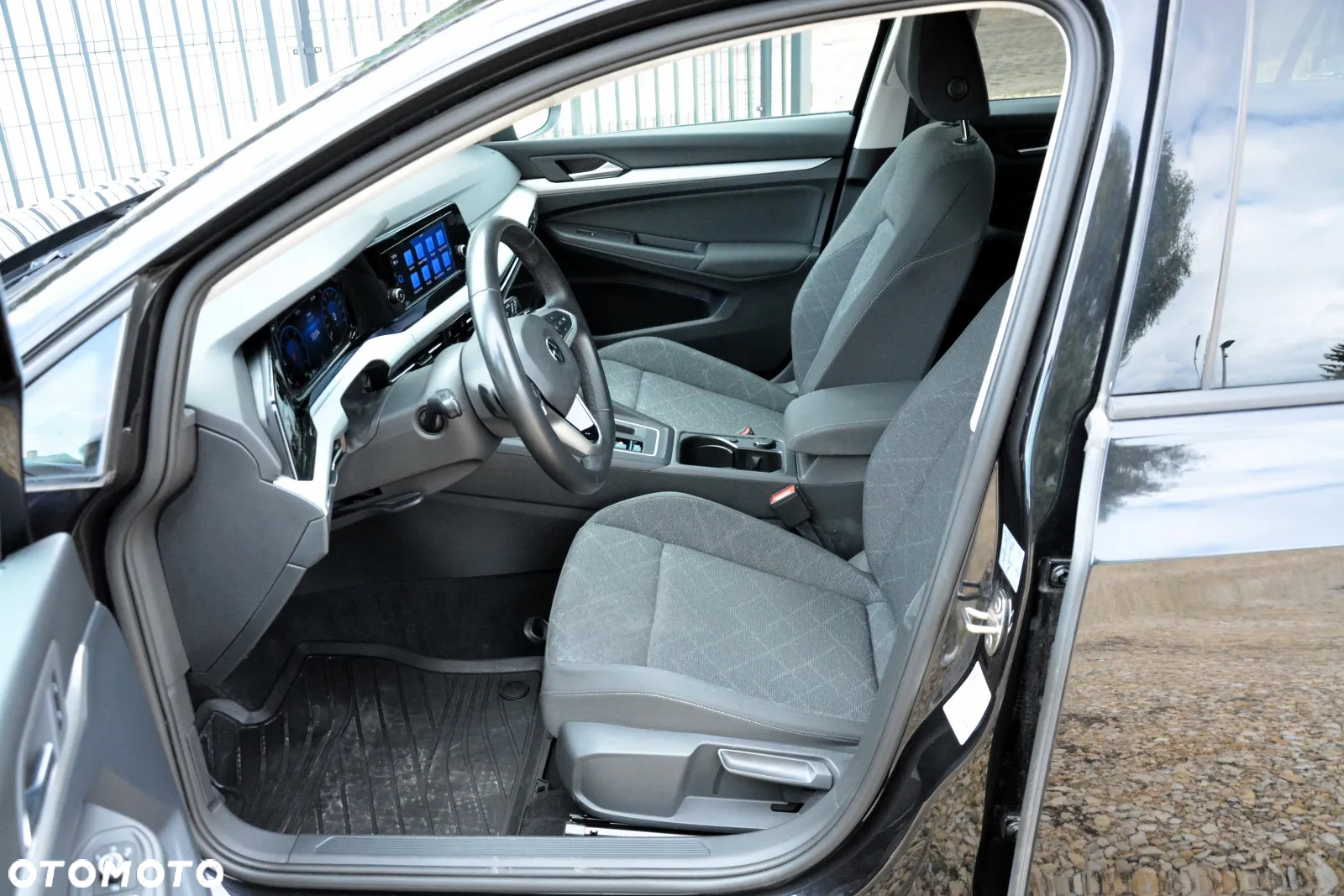 Volkswagen Golf - 9