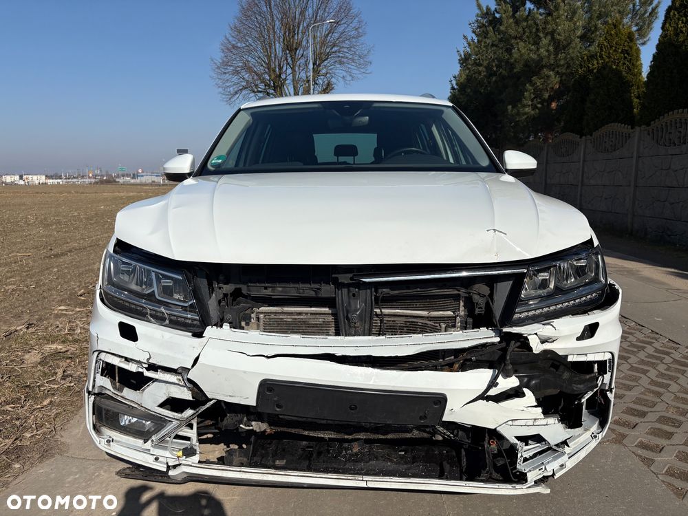 Volkswagen Tiguan - 2