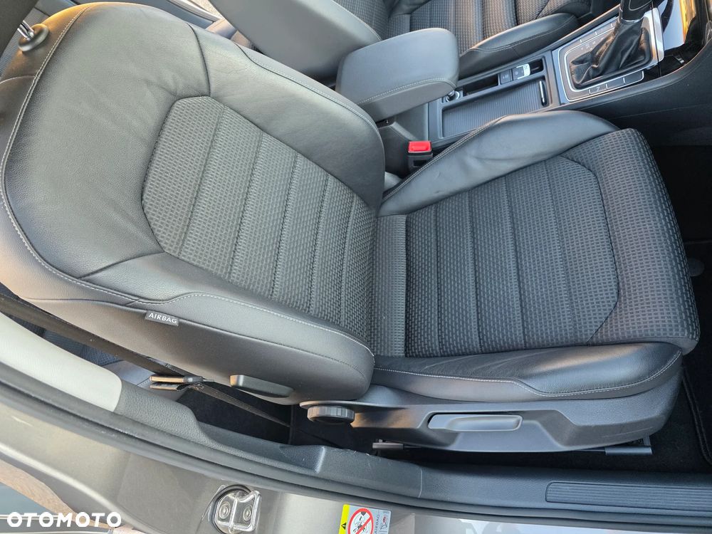 Volkswagen Golf VII 1.4 TSI BMT Highline DSG - 12