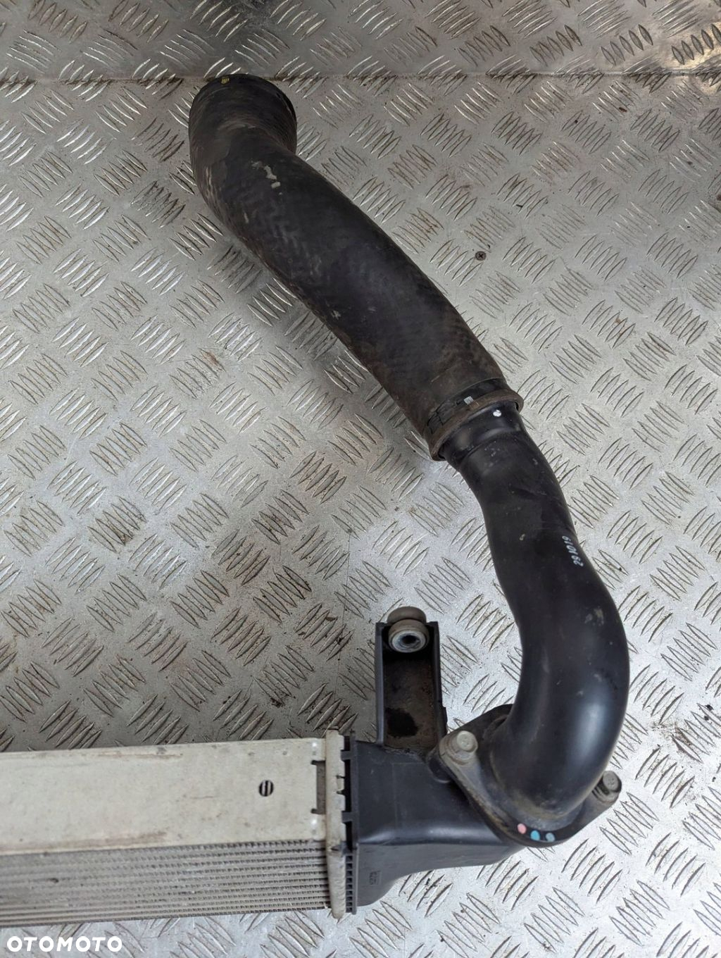 Mitsubishi L200 V Triton 19-23 2.2 DI-D Chłodnica powietrza intercooler - 7