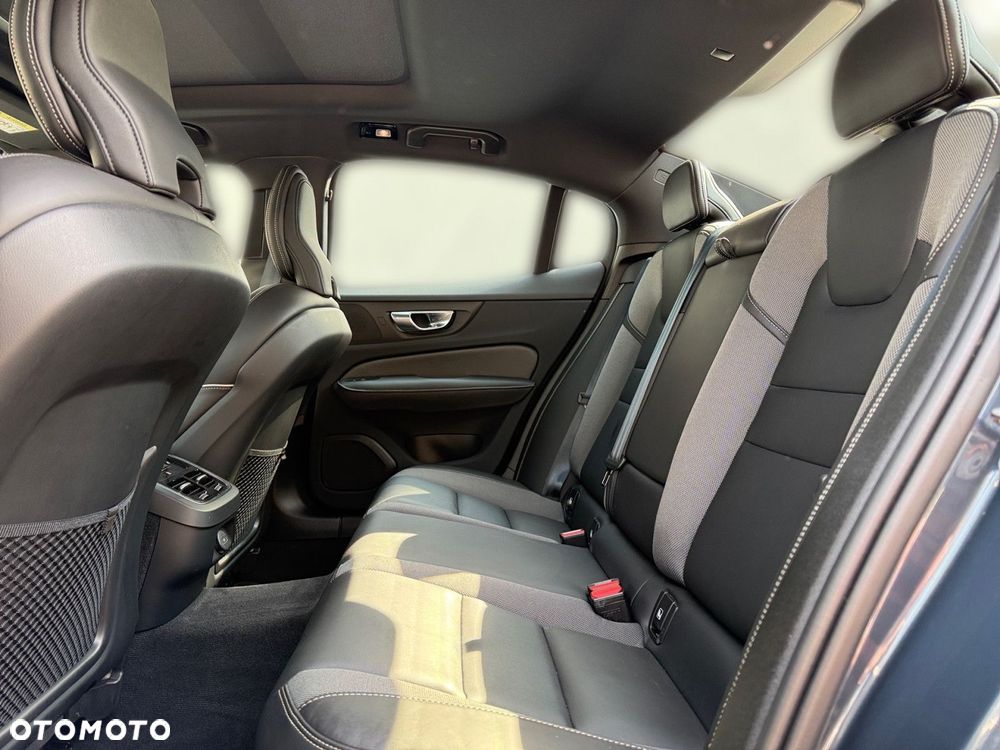 Volvo S60 - 14