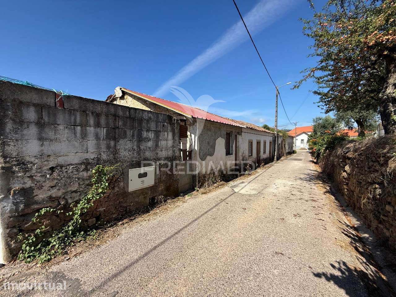 Moradia de Campo para Recuperar em Areias, Ferreira do Zêzere - Grande imagem: 2/38