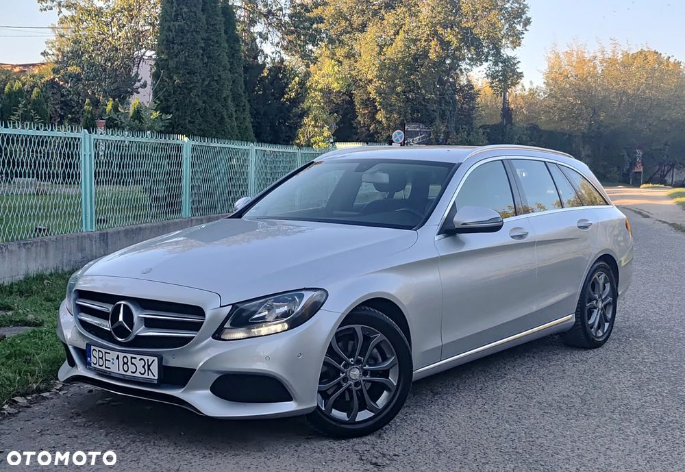 Mercedes-Benz Klasa C 180 CGI BlueEff Classic - 1